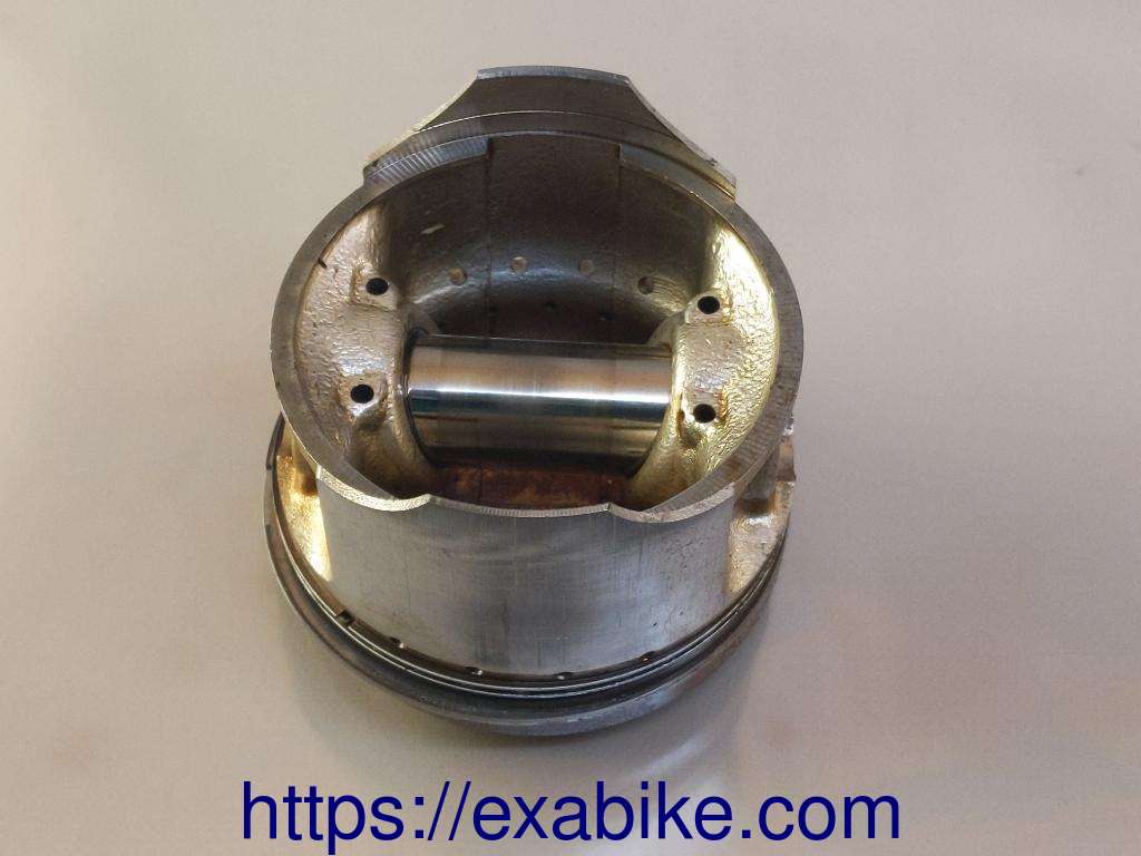 piston SUZUKI GS1100G - photo 2