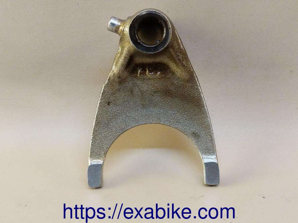 gearshift fork SUZUKI GS1100G - photo 1