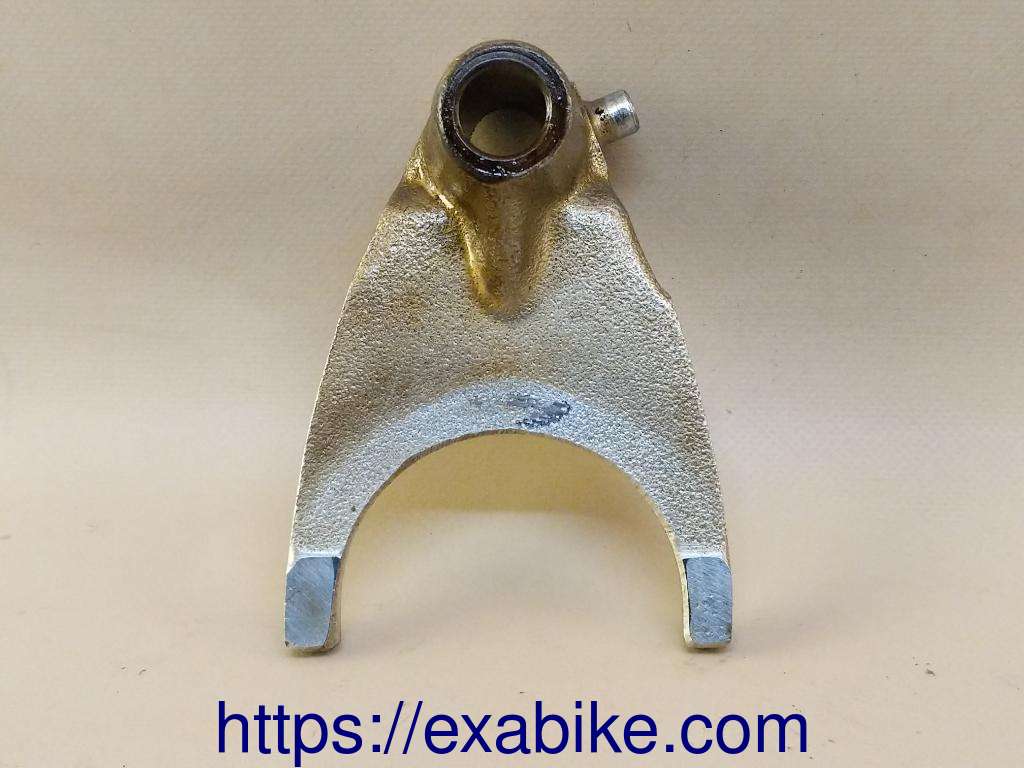 gearshift fork SUZUKI GS1100G - photo 2