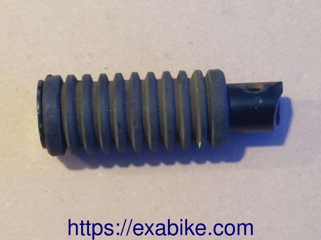 footrest, rear Honda CRM 125 - photo 1