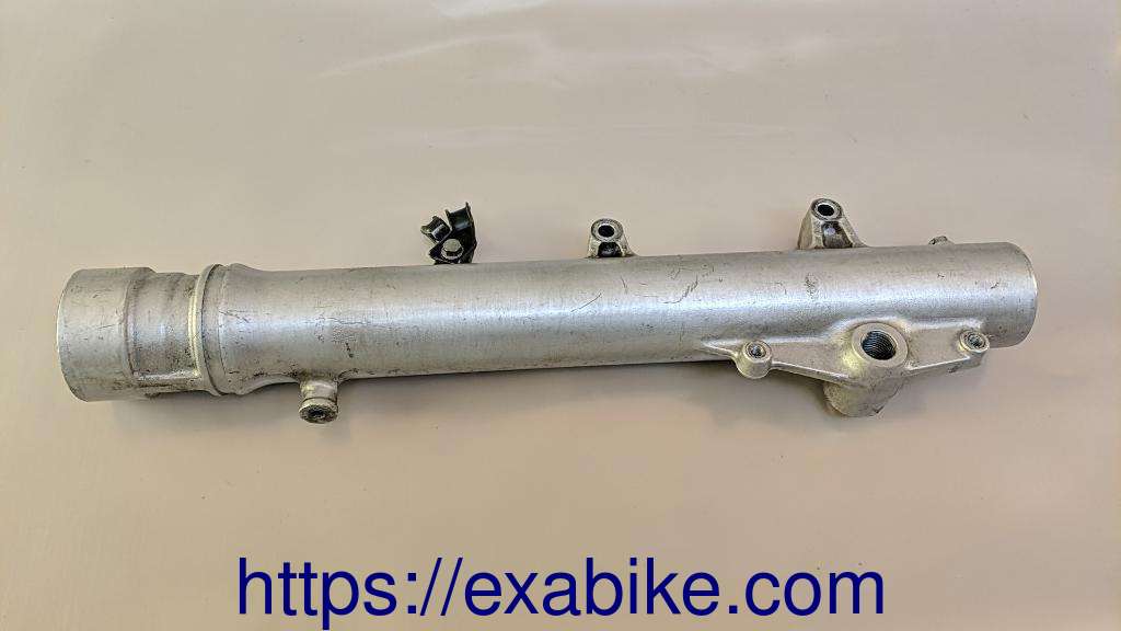lower fork case, left Honda XRV 750 Africa Twin - photo 1