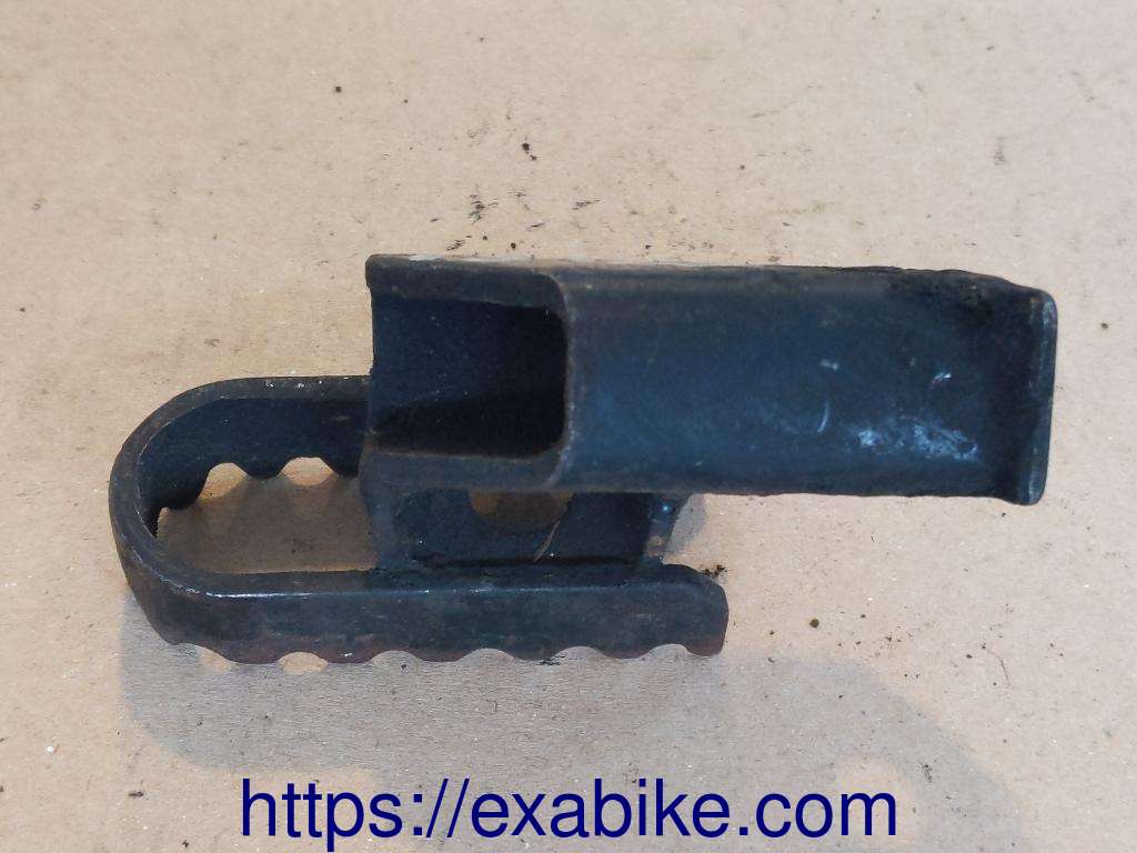 footrest, front left Suzuki TS 125 - photo 2