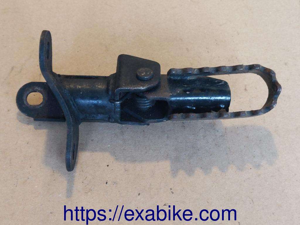footrest, front right Suzuki TS 125 - photo 1