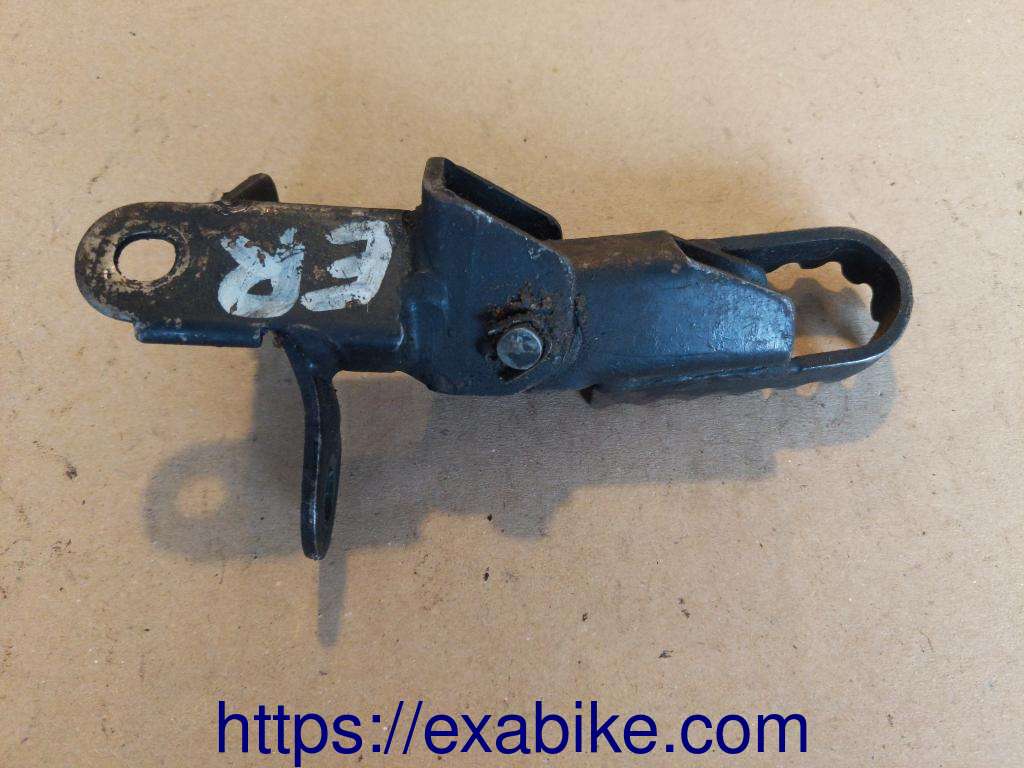 footrest, front left Suzuki TS 125 - photo 2