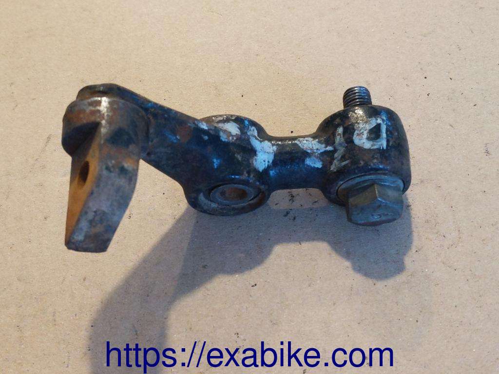 support repose-pied avant gauche Suzuki DR 400 - photo 1