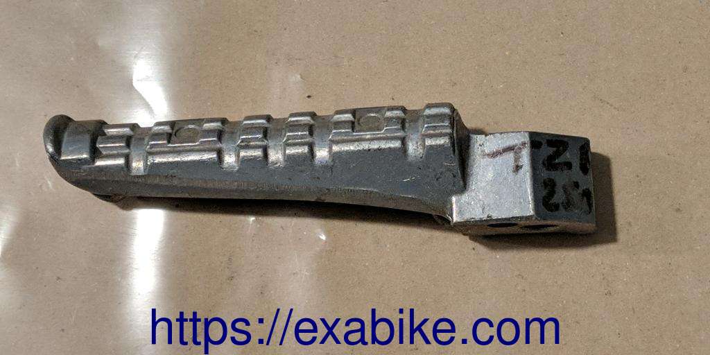 footrest, rear left Yamaha TZR 250 - photo 1