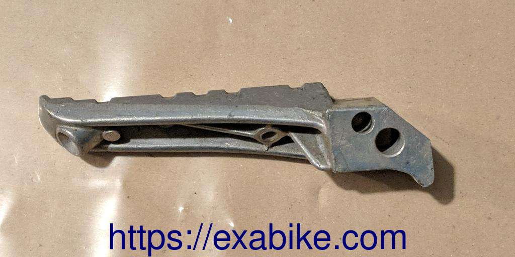 footrest, rear left Yamaha TZR 250 - photo 2