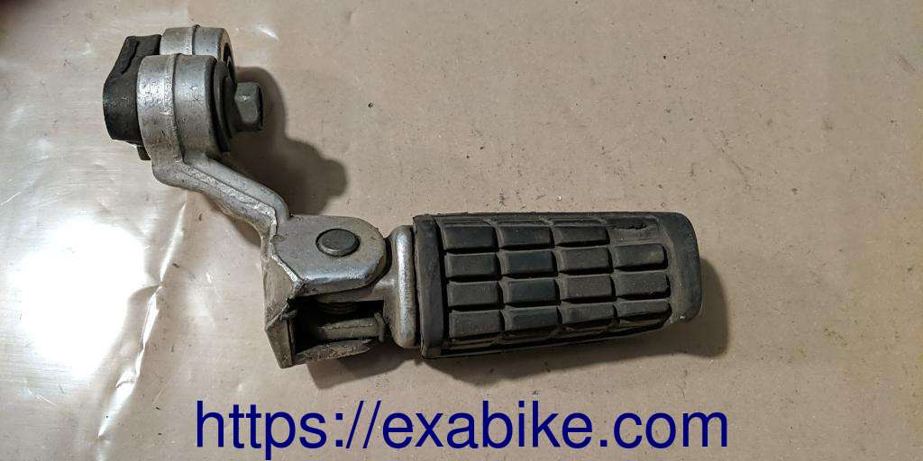 footrest, front right Yamaha XJ 900 - photo 1