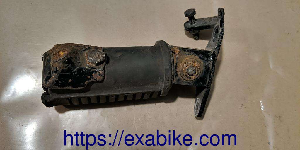 footrest, front right Honda CB 125 TD - photo 2