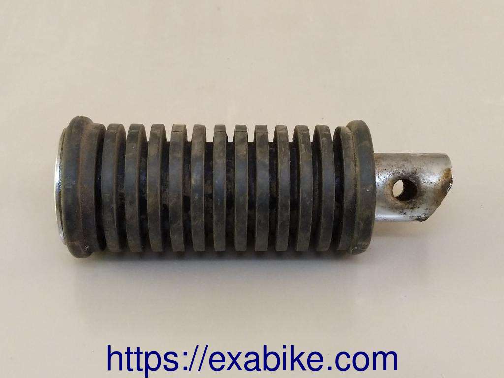 footrest, rear Suzuki TU 125 - photo 1