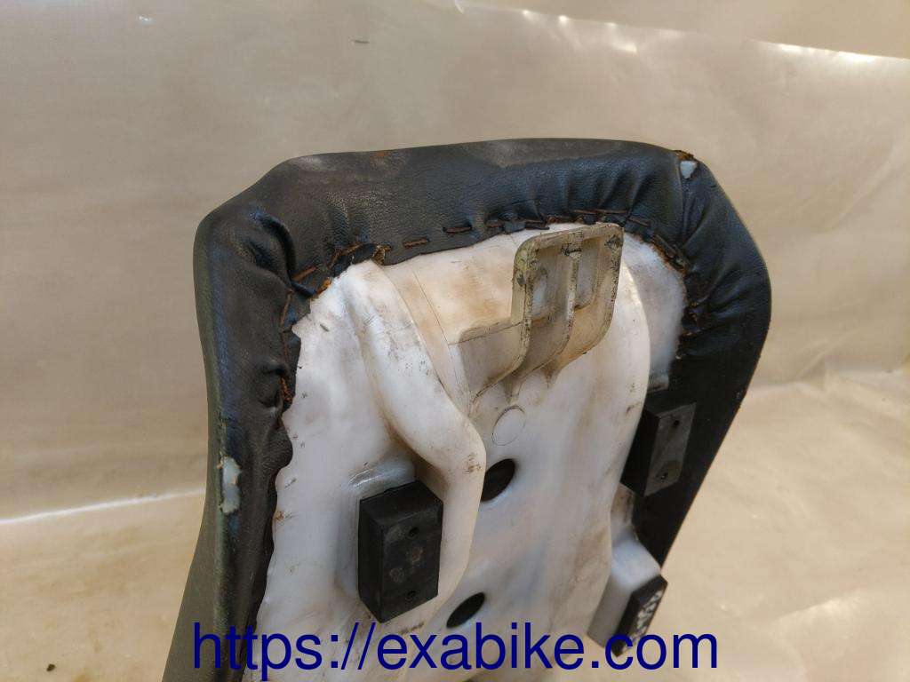 selle avant Suzuki GSXR 750 - photo 5