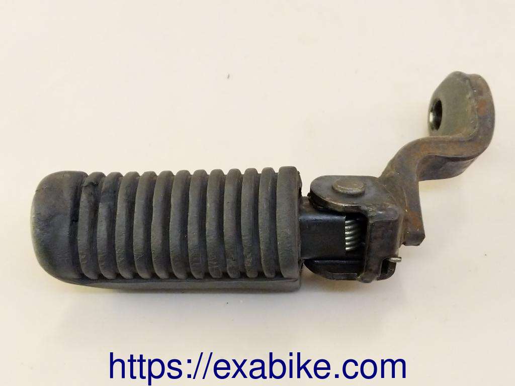 repose-pied avant gauche Yamaha XJ 650 - photo 1