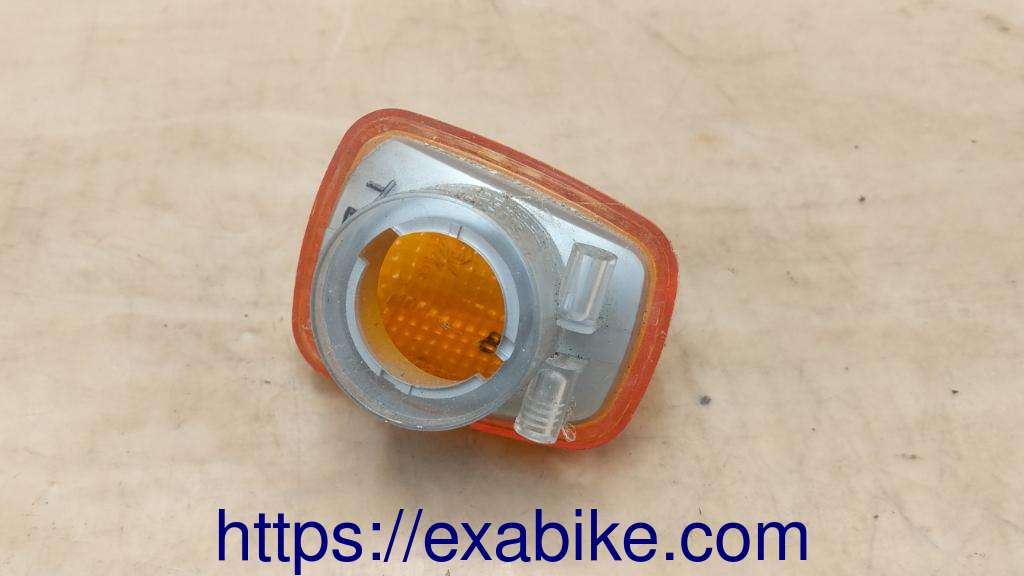 turn signal Suzuki TL 1000 S - photo 2
