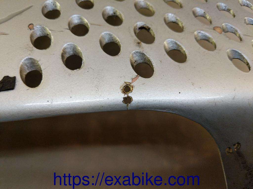 sabot de carénage droit Honda CBR 900 - photo 6