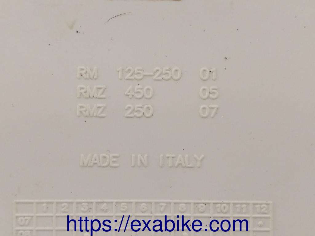 front cover Suzuki RMZ 250 - photo 3