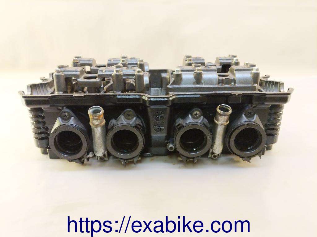cylinder head Suzuki 1250 GSX - photo 4