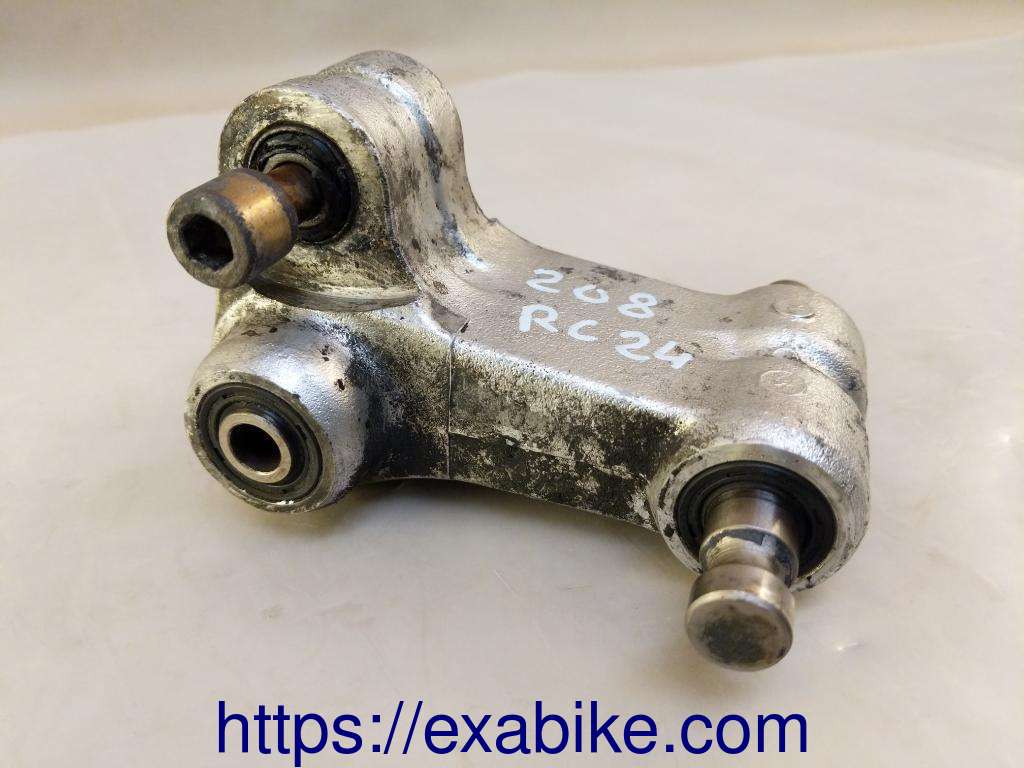 swingarm connecting Honda VFR 750 - photo 2