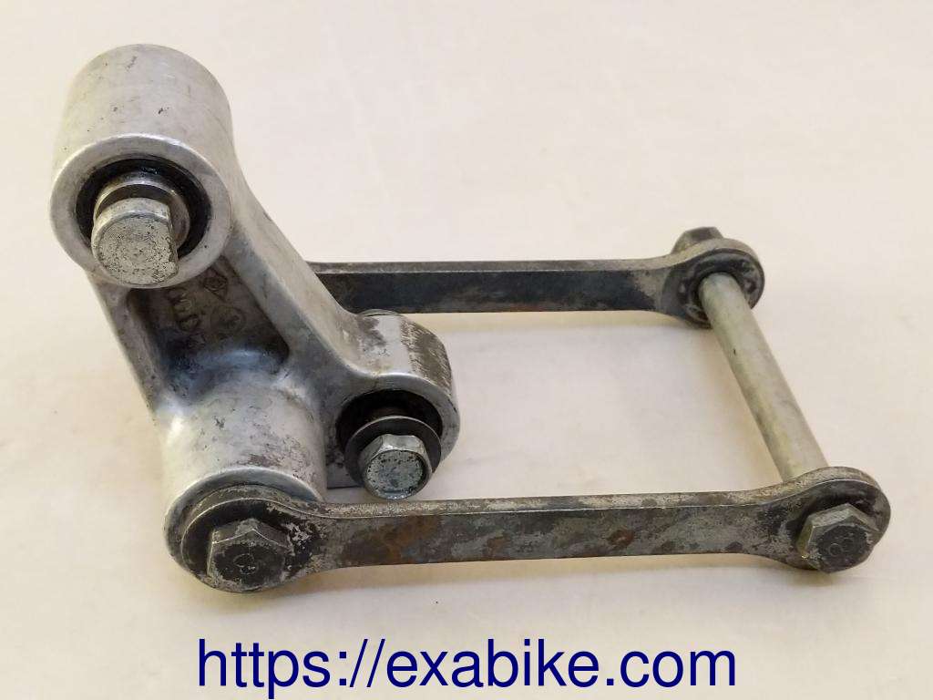 swingarm connecting Yamaha FZ 750 - photo 2