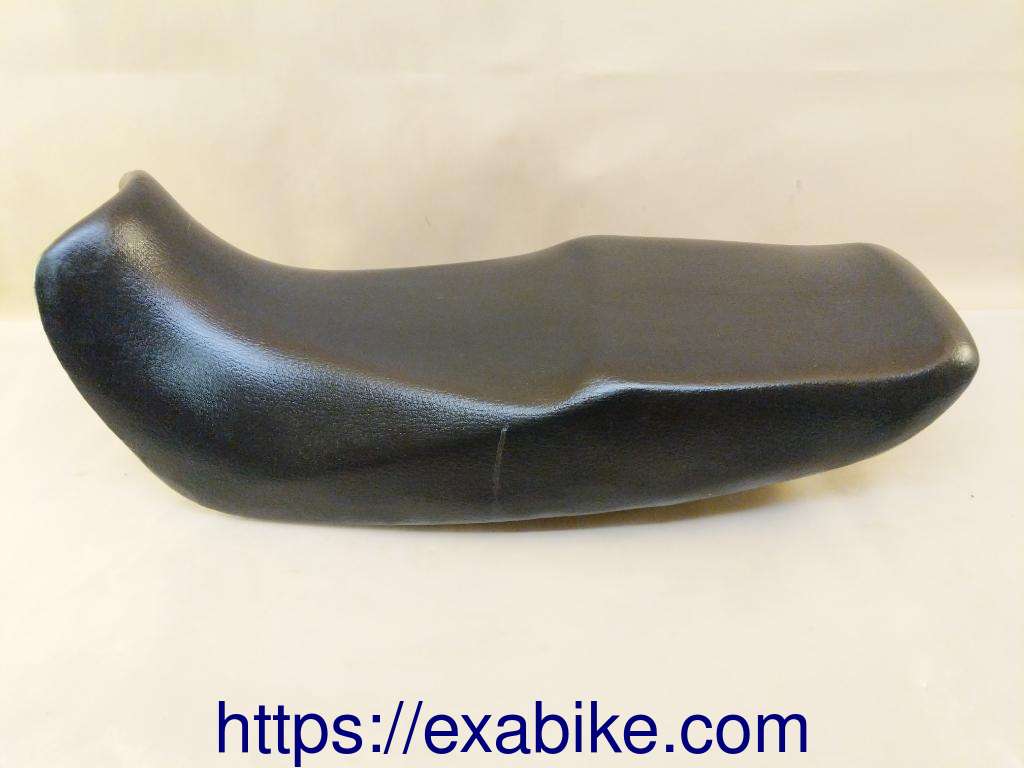 selle Kawasaki GPZ 500 - photo 1