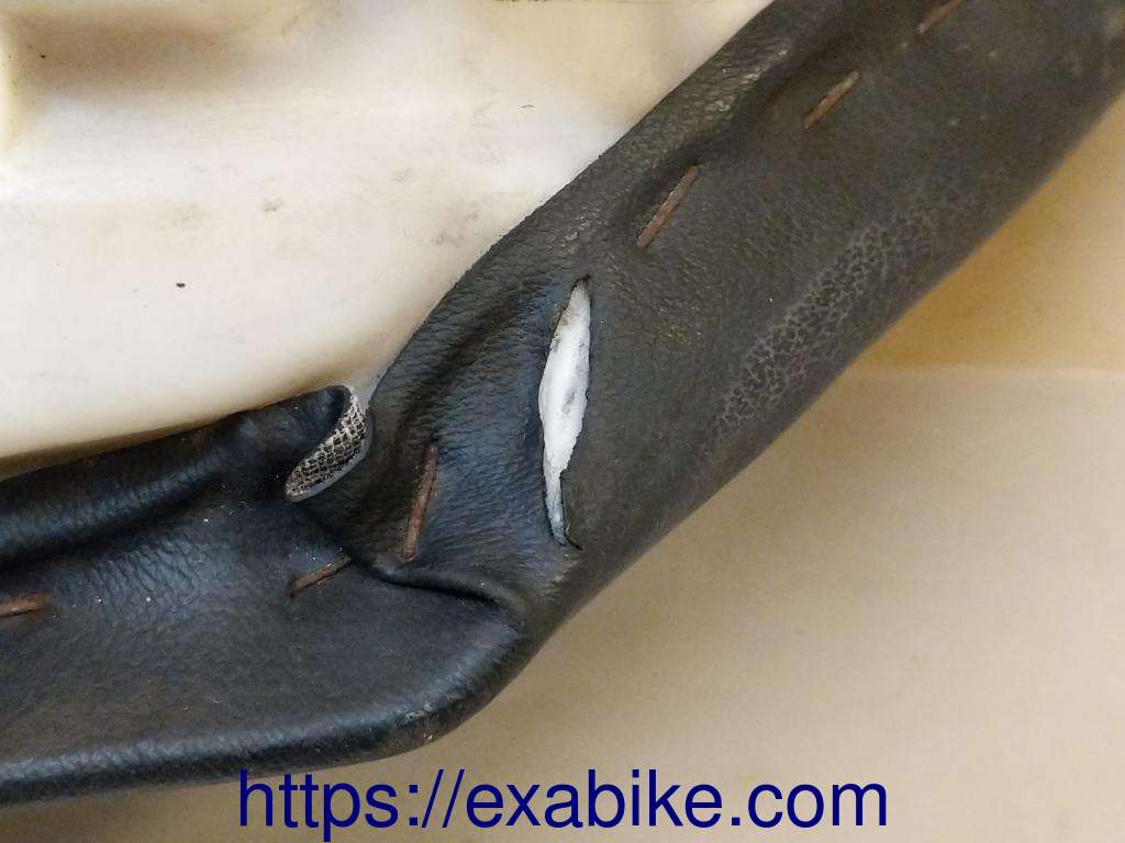 selle Suzuki GSE 500 - photo 6