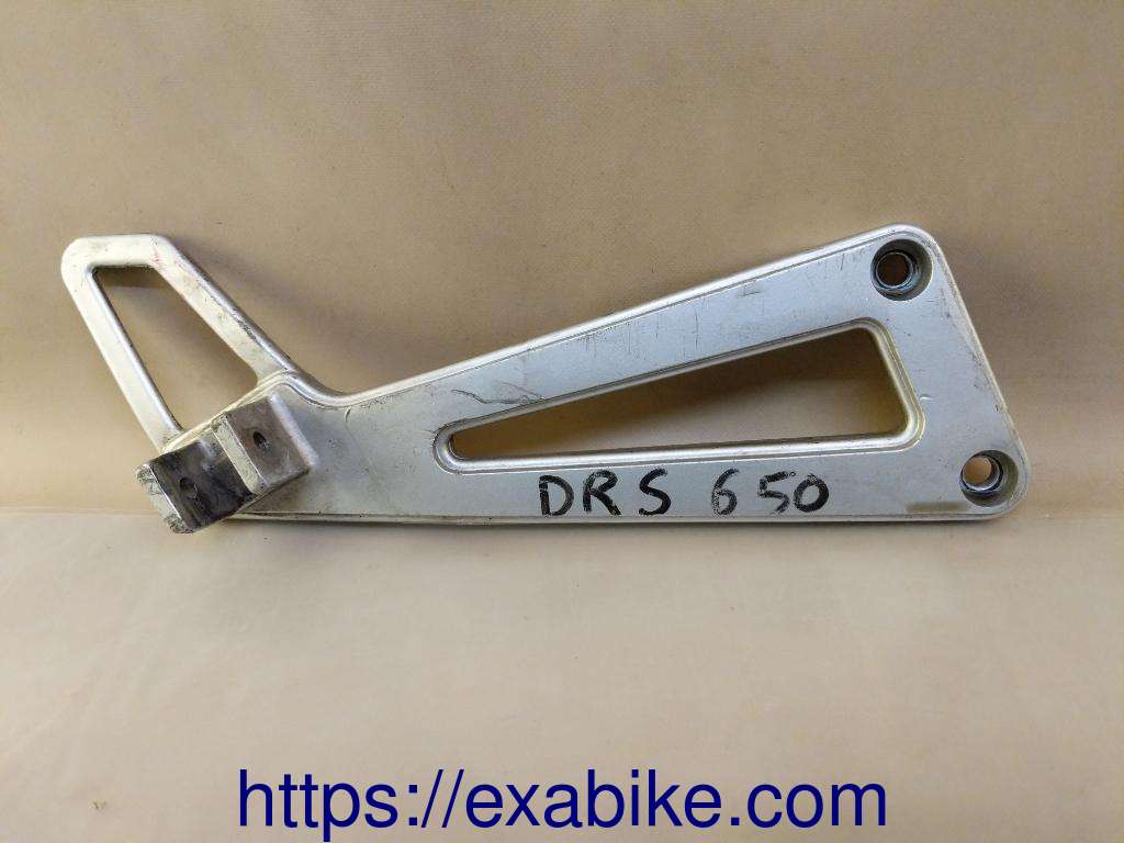 footrest plate, rear right Suzuki DR650RSE - photo 1
