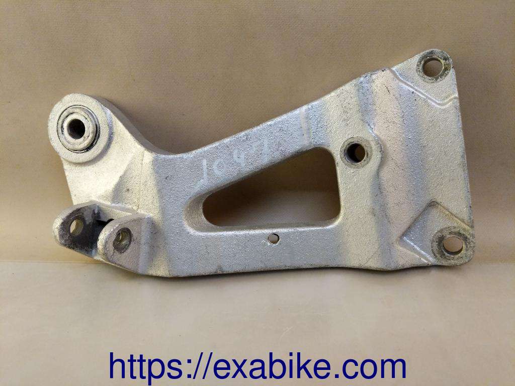 footrest plate, rear right Suzuki GSXR 750 - photo 1