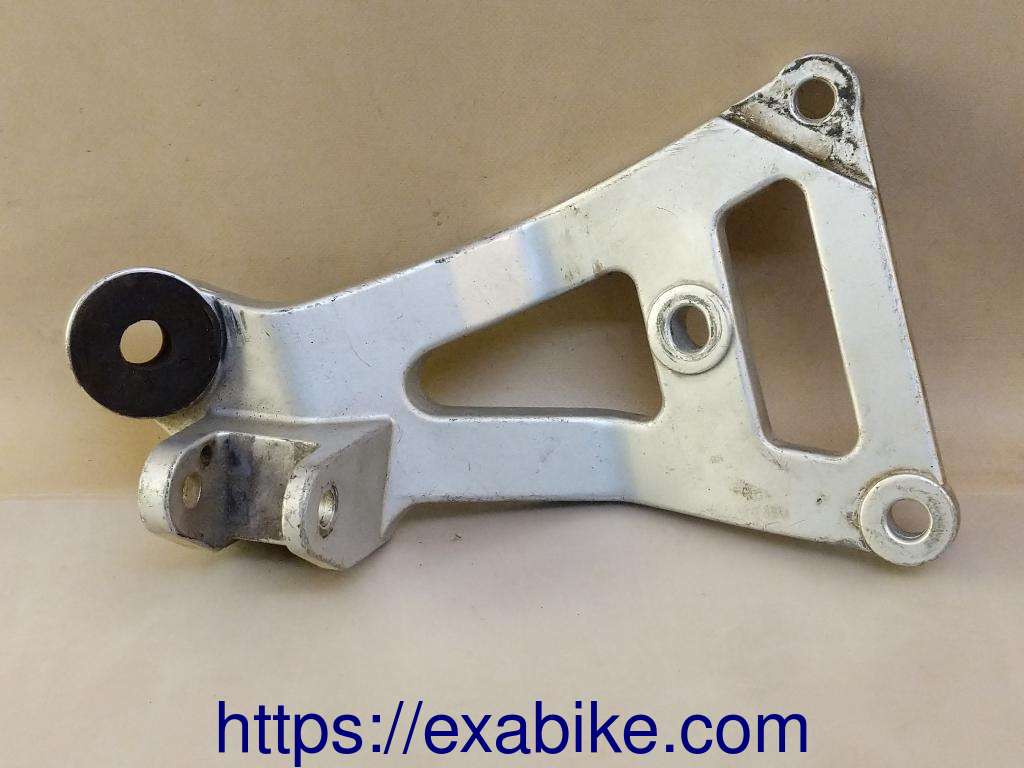 footrest plate, rear right Suzuki GSXR 750 - photo 1