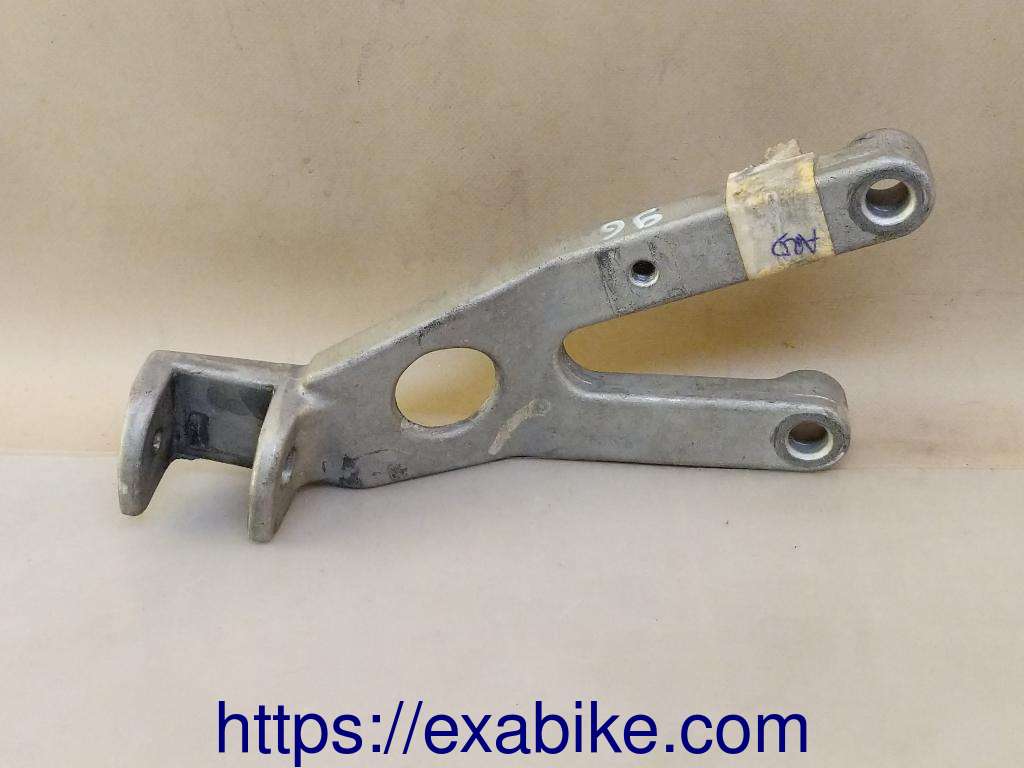 footrest plate, rear right Yamaha TZR 250 - photo 1
