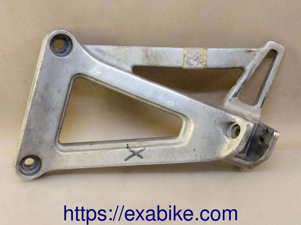footrest plate, rear left Yamaha XTZ 750 - photo 1