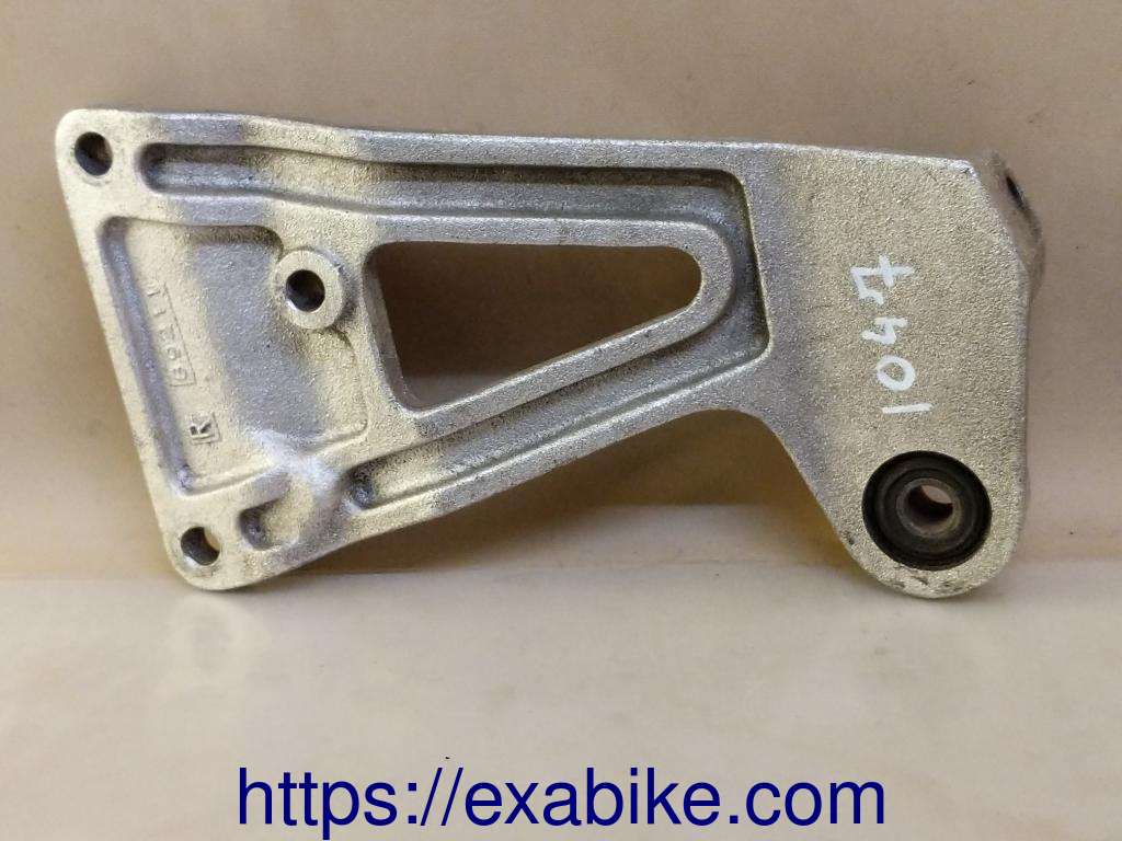 footrest plate, rear right Suzuki GSXR 1100 - photo 2