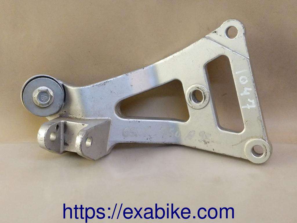 footrest plate, rear right Suzuki GSXR 750 - photo 1
