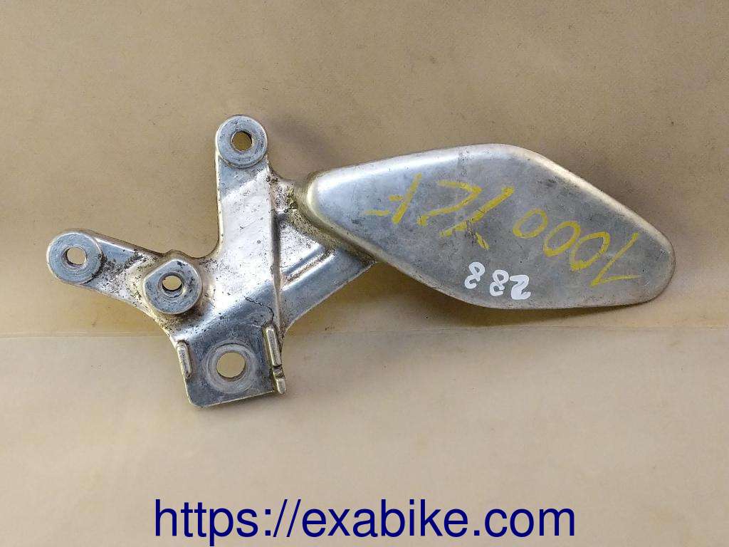 footrest plate, front left Yamaha 1000 YZF Thunderace - photo 1