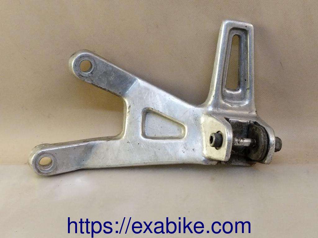 footrest plate, rear left Yamaha FZ 750 - photo 1