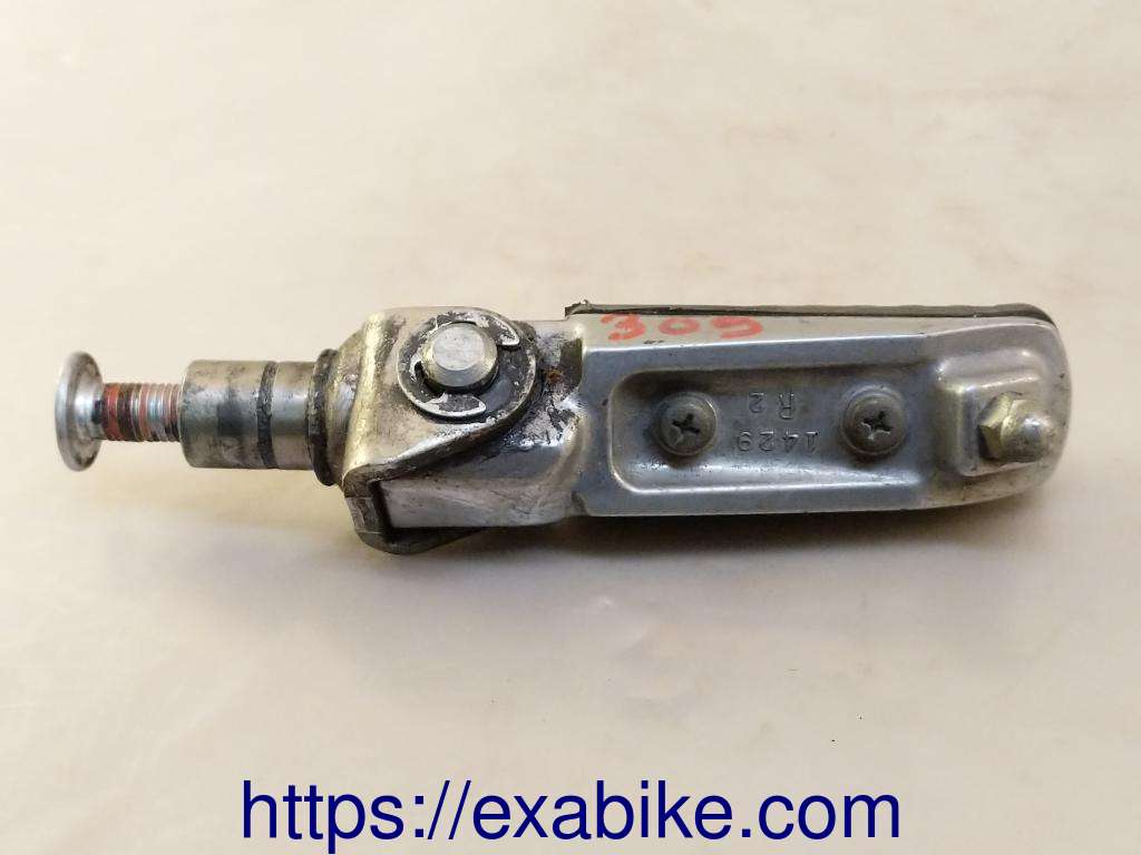 repose-pied avant droit Kawasaki ZRX 1200 - photo 2