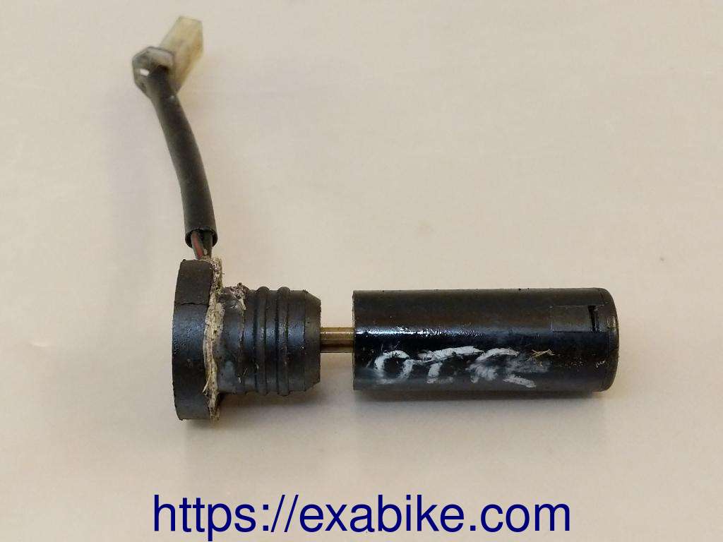 oil dipstick Yamaha 50 DTR - photo 1