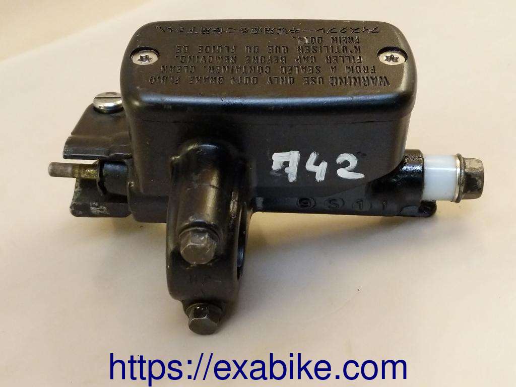 clutch master cylinder Honda PC 800 - photo 2