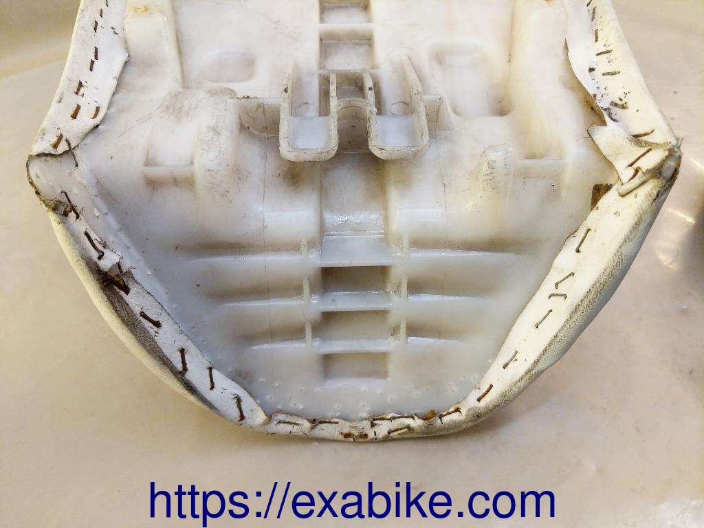 seat Yamaha XJ 600 Diversion - photo 4