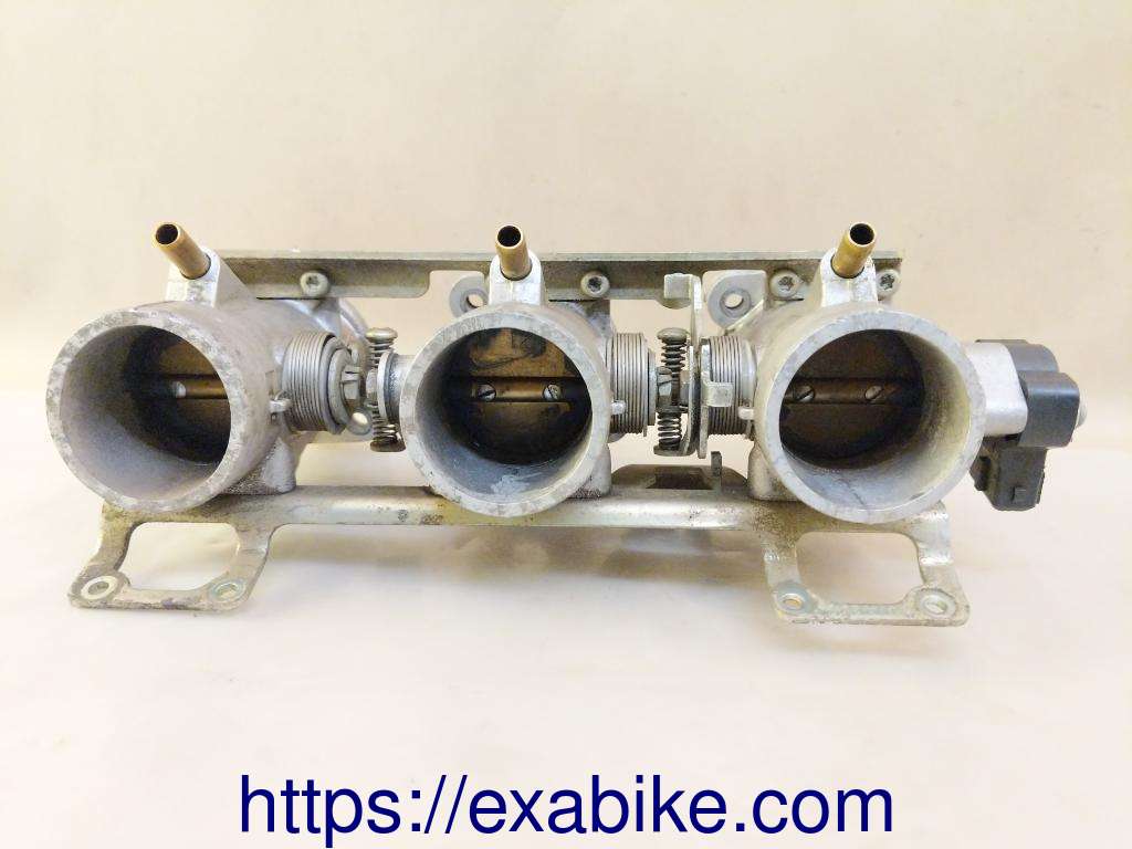 throttle body Triumph Daytona T595 - photo 3