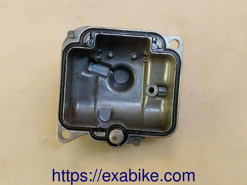 carburetor float chamber Triumph 900 Daytona - photo 2