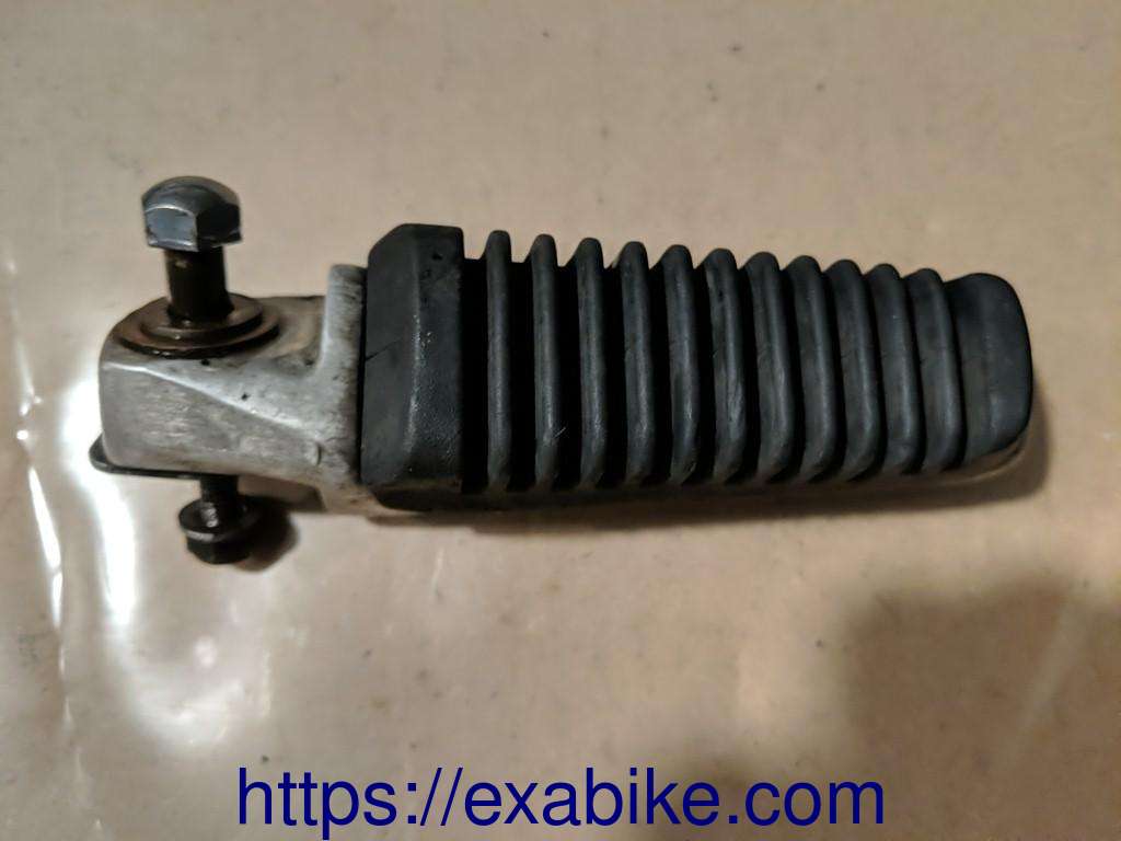 footrest, rear right Suzuki GSX1100E - photo 1