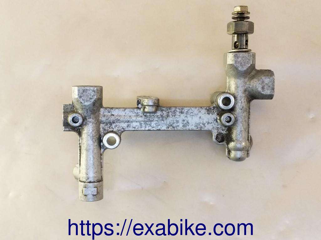 rampe support d'injecteurs Suzuki TL 1000 S - photo 2