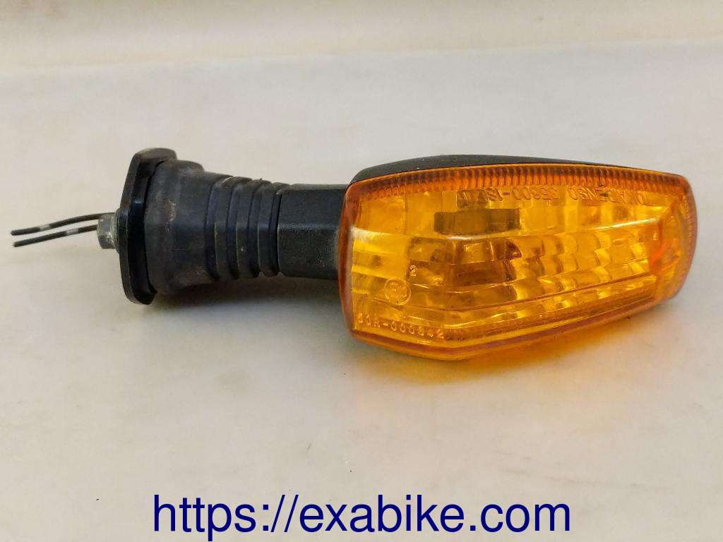 clignotant Suzuki modele a identifier - photo 1