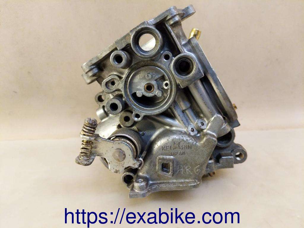 carburetor body, rear left Honda ST 1100 Pan European - photo 3
