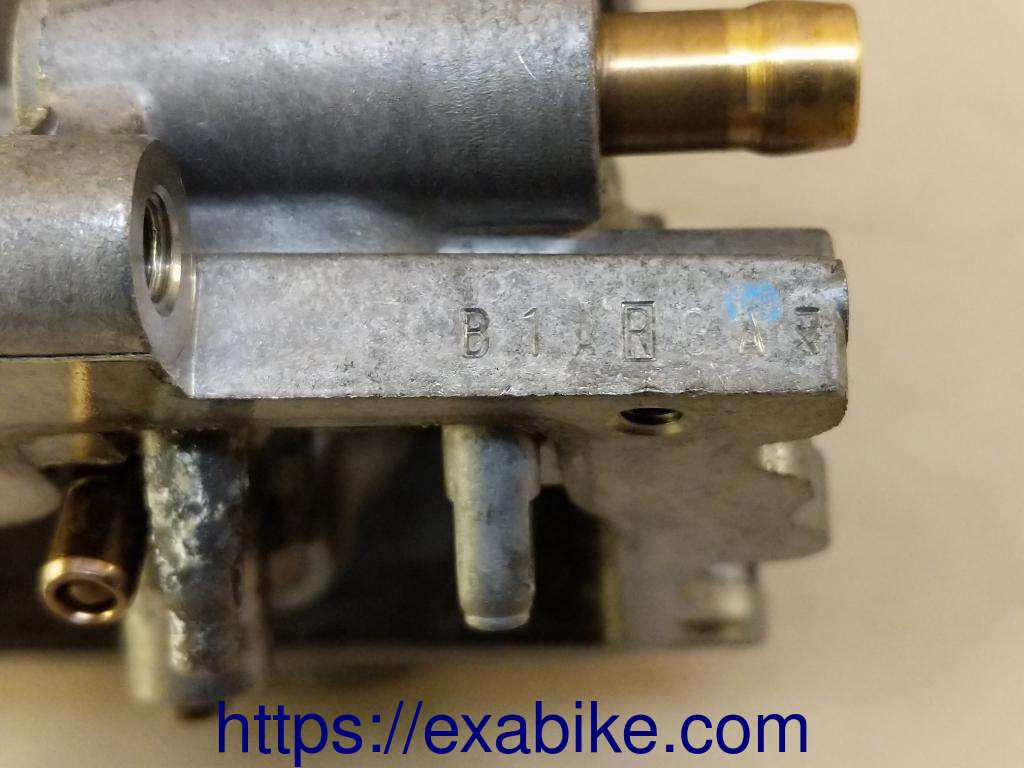 carburetor body, front right Honda ST 1100 Pan European - photo 7