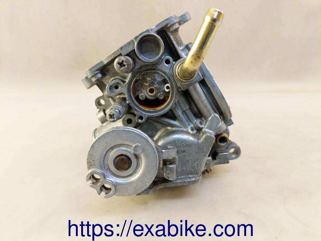 carburetor body rear right Honda ST 1100 Pan European - photo 3