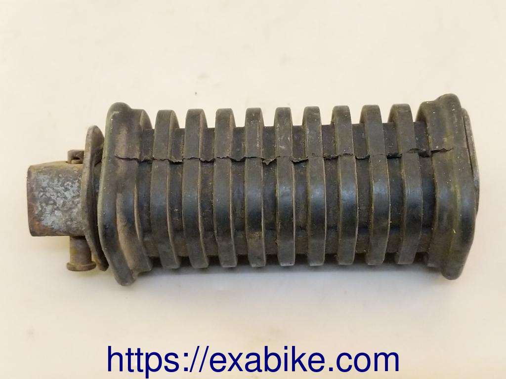 footrest, rear Suzuki GS 1000 E/S - photo 1