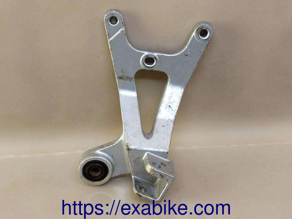 footrest plate, rear right Suzuki GSXR1100W - photo 1