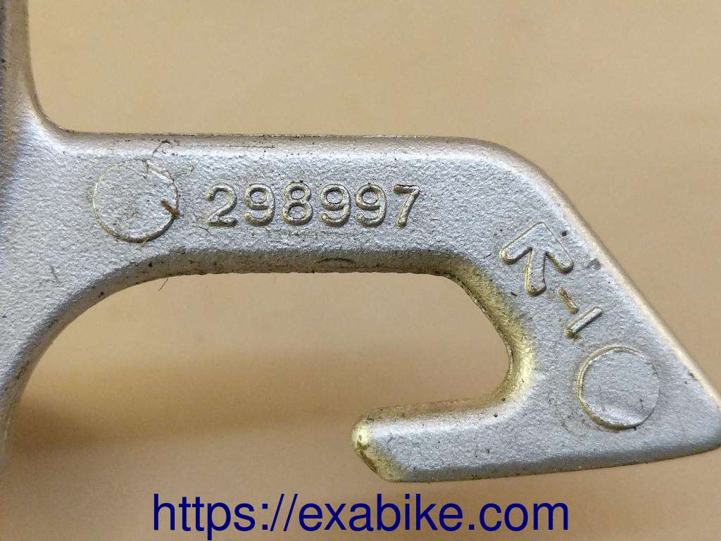 footrest plate, rear right Suzuki GSXR 750 - photo 3