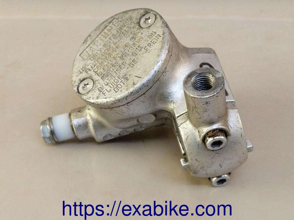 maitre cylindre de frein avant Kawasaki LTD 454 - photo 1