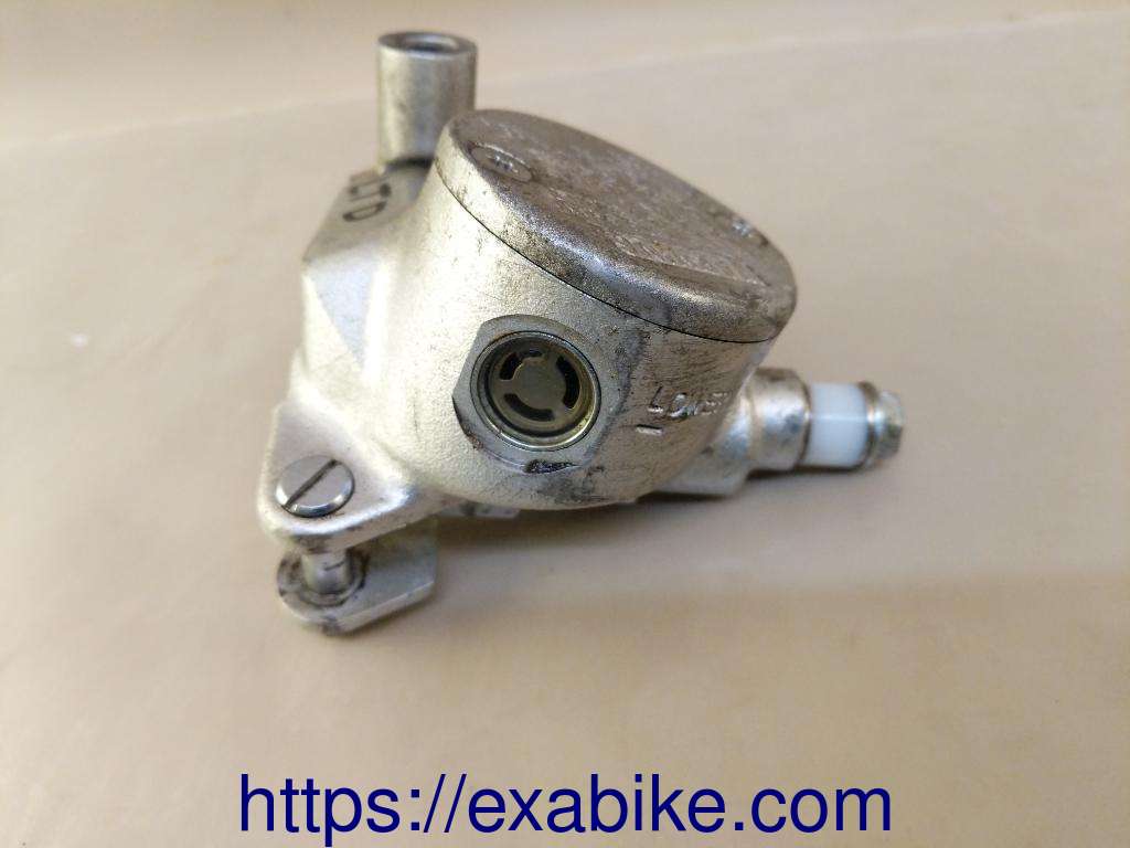 maitre cylindre de frein avant Kawasaki LTD 454 - photo 2